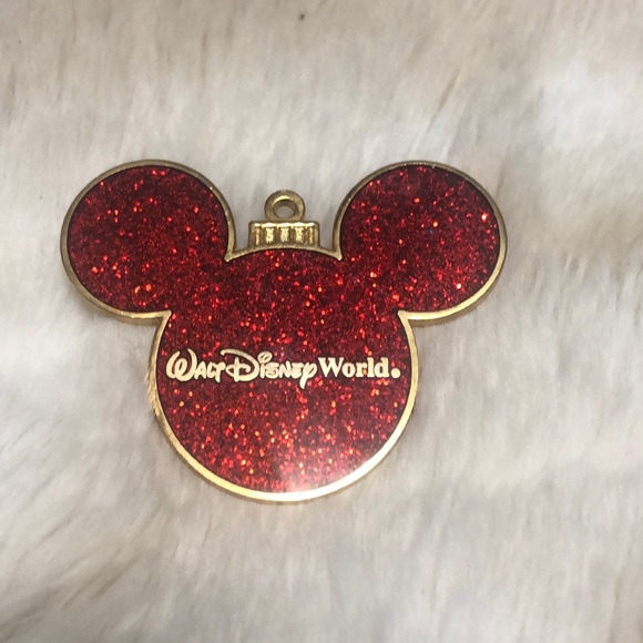 Disney Pin - Picture 2 of 5